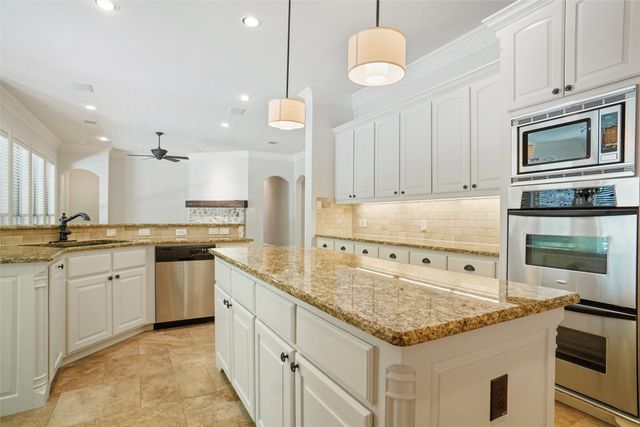 1737 Tuscan Ridge Circle, Southlake, TX 76092
