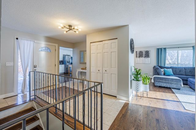 2 Belvidere Street E, Saint Paul, MN 55107