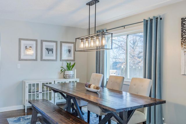 2 Belvidere Street E, Saint Paul, MN 55107