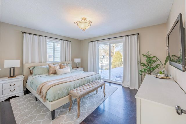 2 Belvidere Street E, Saint Paul, MN 55107