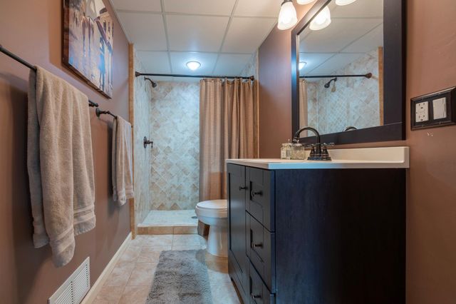 2 Belvidere Street E, Saint Paul, MN 55107