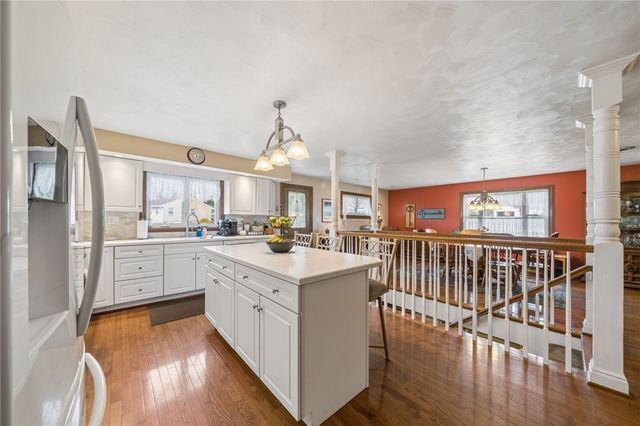 1416 Brinkerton Rd, Hempfield Twp, PA 15601
