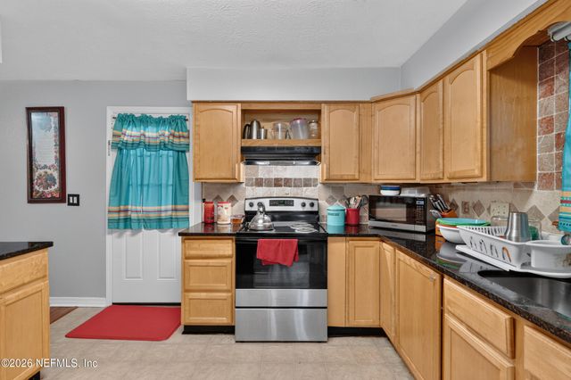 6191 HILL VIEW Court, Jacksonville, FL 32244