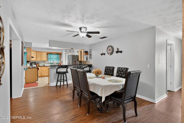6191 HILL VIEW Court, Jacksonville, FL 32244