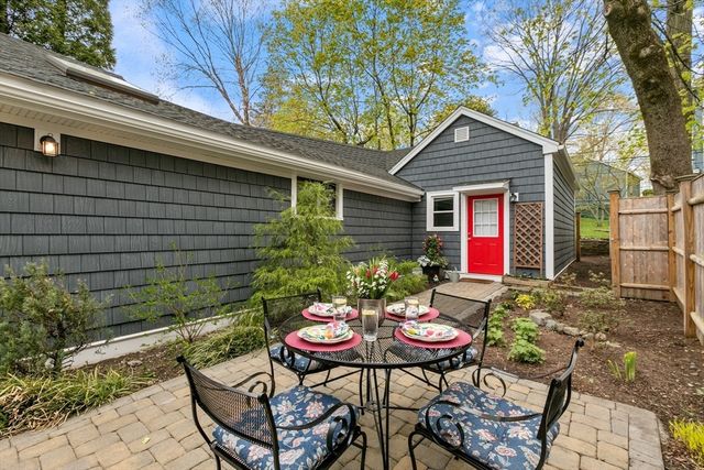 36 Brookdale St, Boston, MA 02131