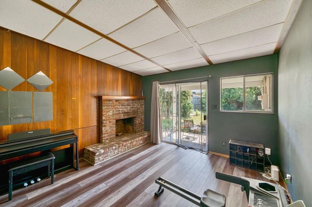 5205 Ethel Way, Sacramento, CA 95820