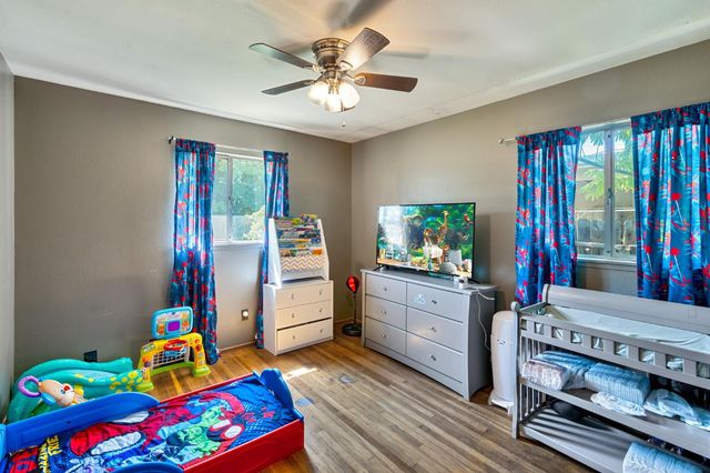 5205 Ethel Way, Sacramento, CA 95820