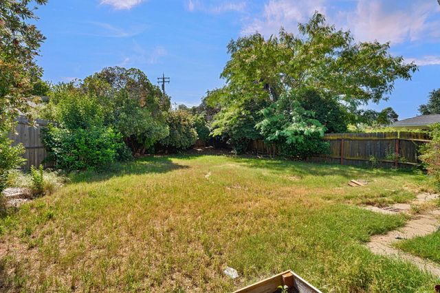 5205 Ethel Way, Sacramento, CA 95820