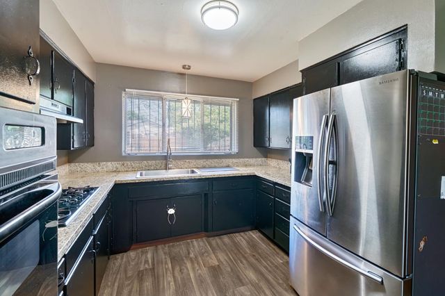 5205 Ethel Way, Sacramento, CA 95820