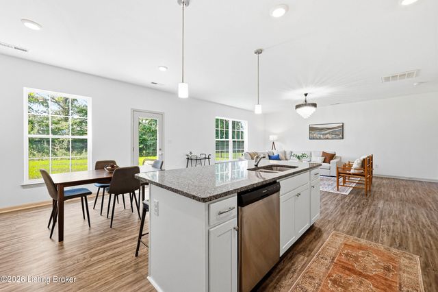 12033 Parkside Vista Ln, Louisville, KY 40229