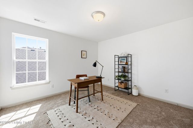 12033 Parkside Vista Ln, Louisville, KY 40229