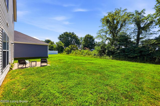 12033 Parkside Vista Ln, Louisville, KY 40229