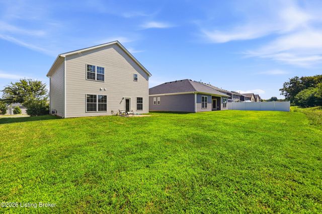 12033 Parkside Vista Ln, Louisville, KY 40229