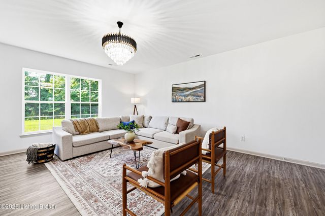12033 Parkside Vista Ln, Louisville, KY 40229