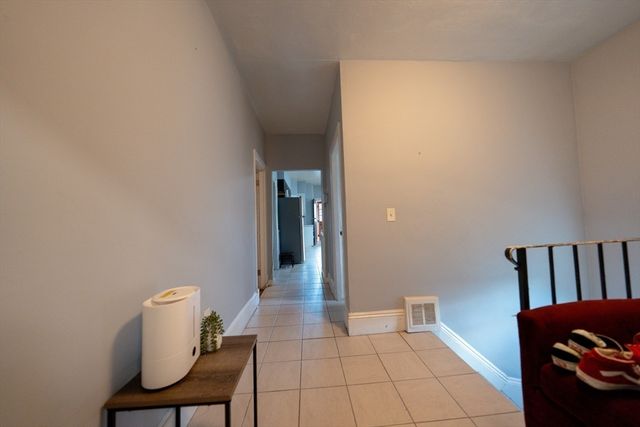 27 Wave Ave C, Revere, MA 02151