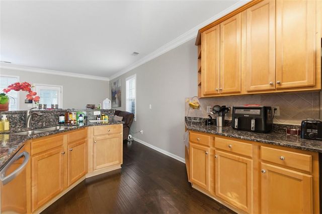 1516 Endurance Hill NW Drive 8, Kennesaw, GA 30152