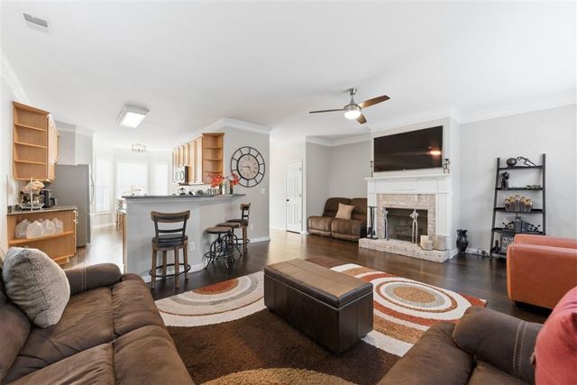 1516 Endurance Hill NW Drive 8, Kennesaw, GA 30152