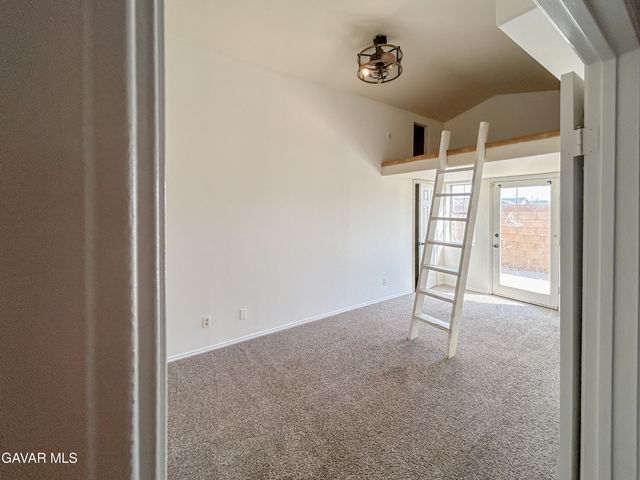 21850 101st Street, California City, CA 93505