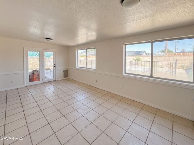 21850 101st Street, California City, CA 93505