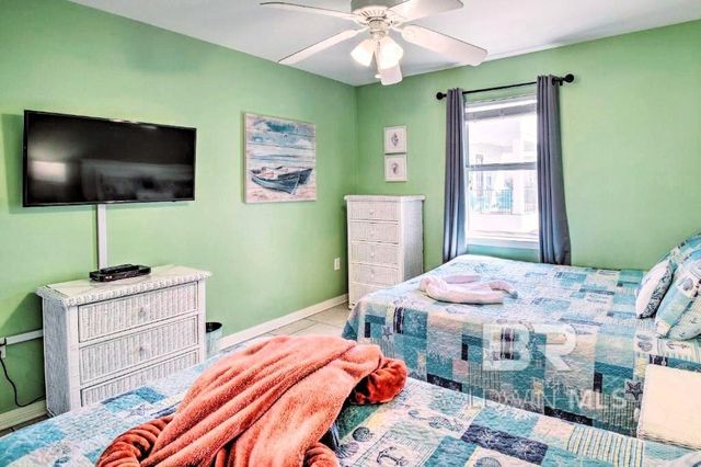 1117 W Lagoon Avenue 11, Gulf Shores, AL 36542