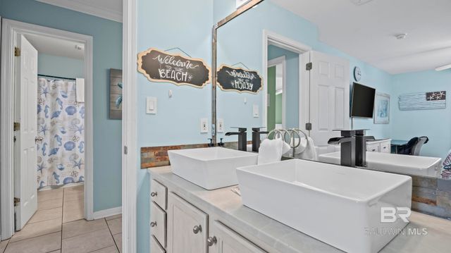 1117 W Lagoon Avenue 11, Gulf Shores, AL 36542