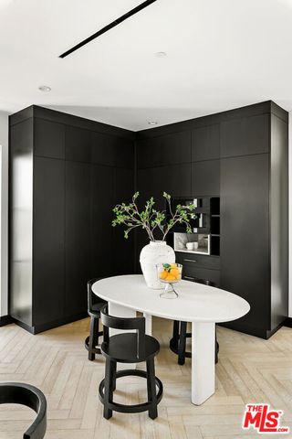 10932 Savona Road, Los Angeles, CA 90077