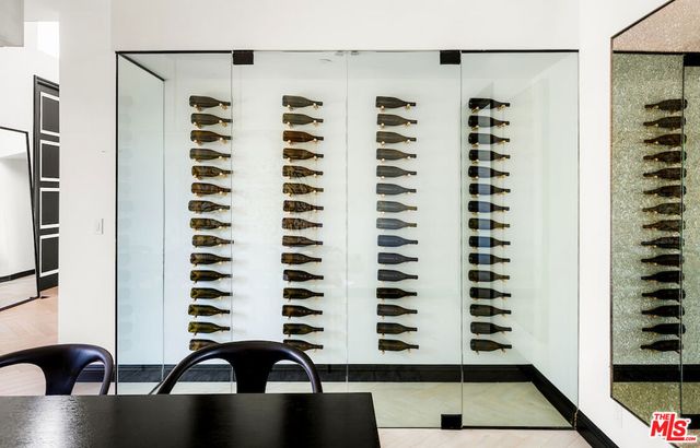 10932 Savona Road, Los Angeles, CA 90077