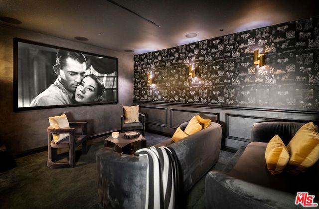 10932 Savona Road, Los Angeles, CA 90077