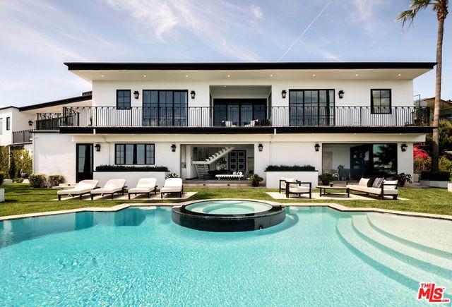 10932 Savona Road, Los Angeles, CA 90077