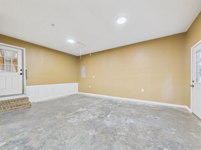 40 Chimney Rd, Batesville, AR 72501