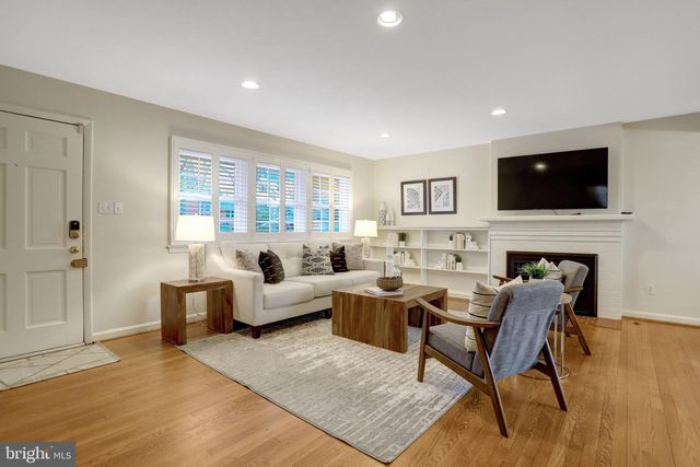 1121 WESTMORELAND RD, Alexandria, VA 22308