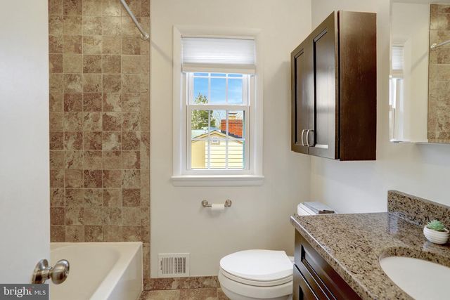 1121 WESTMORELAND RD, Alexandria, VA 22308