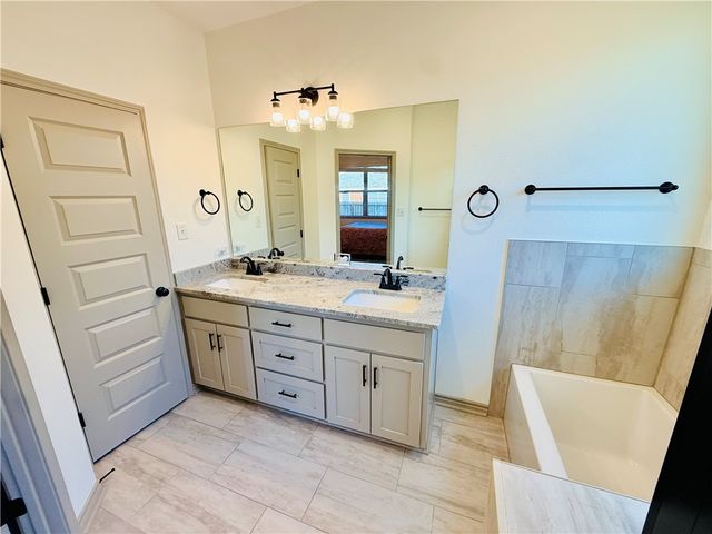 417 Marble Falls Drive, Bryan, TX 77803