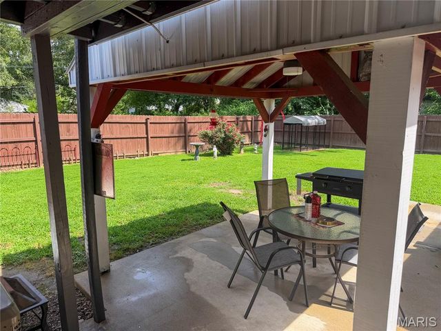 1207 Richard Drive, Cahokia, IL 62206