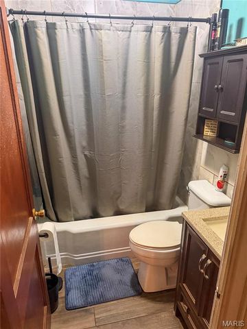 1207 Richard Drive, Cahokia, IL 62206