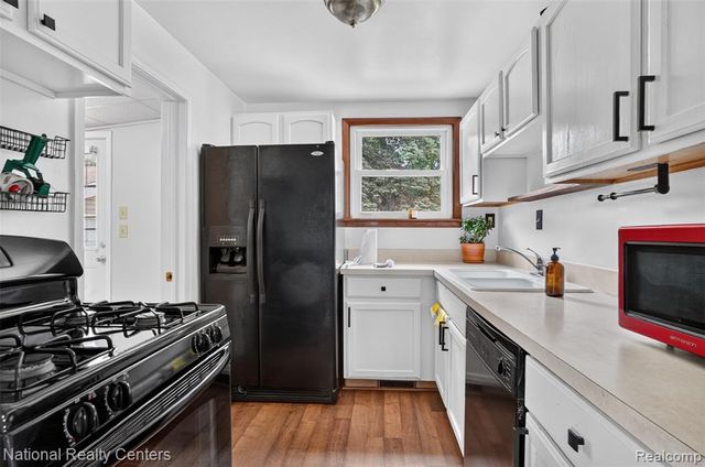 15252 Drysdale Street, Southgate, MI 48195