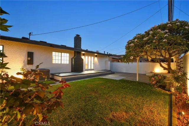 2137 Ostrom, Long Beach, CA 90815