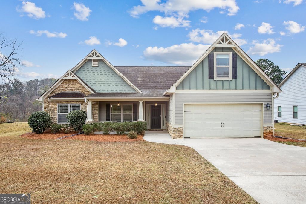 640 Hood Avenue, Fayetteville, GA 30214