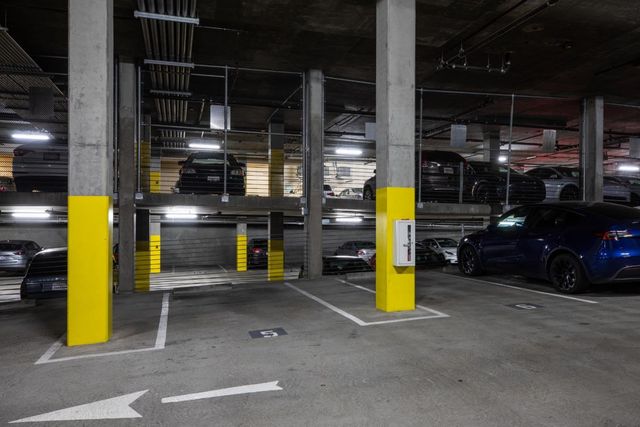 20488 Stevens Creek Boulevard 1607, Cupertino, CA 95014