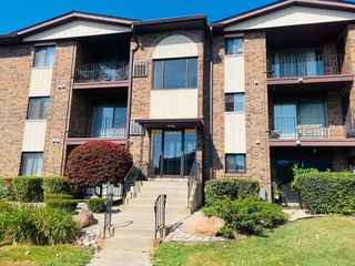 13933 LARAMIE Avenue 217, Crestwood, IL 60418