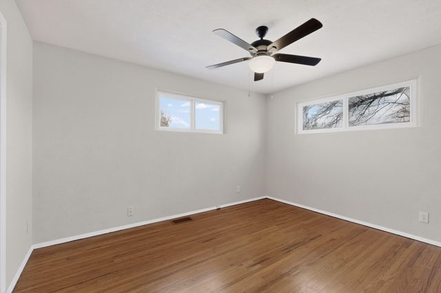 1317 Kentucky Street NE, Albuquerque, NM 87110