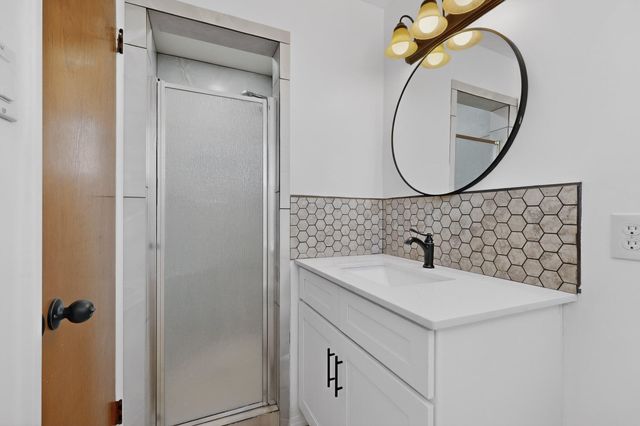 1317 Kentucky Street NE, Albuquerque, NM 87110