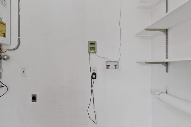 1317 Kentucky Street NE, Albuquerque, NM 87110