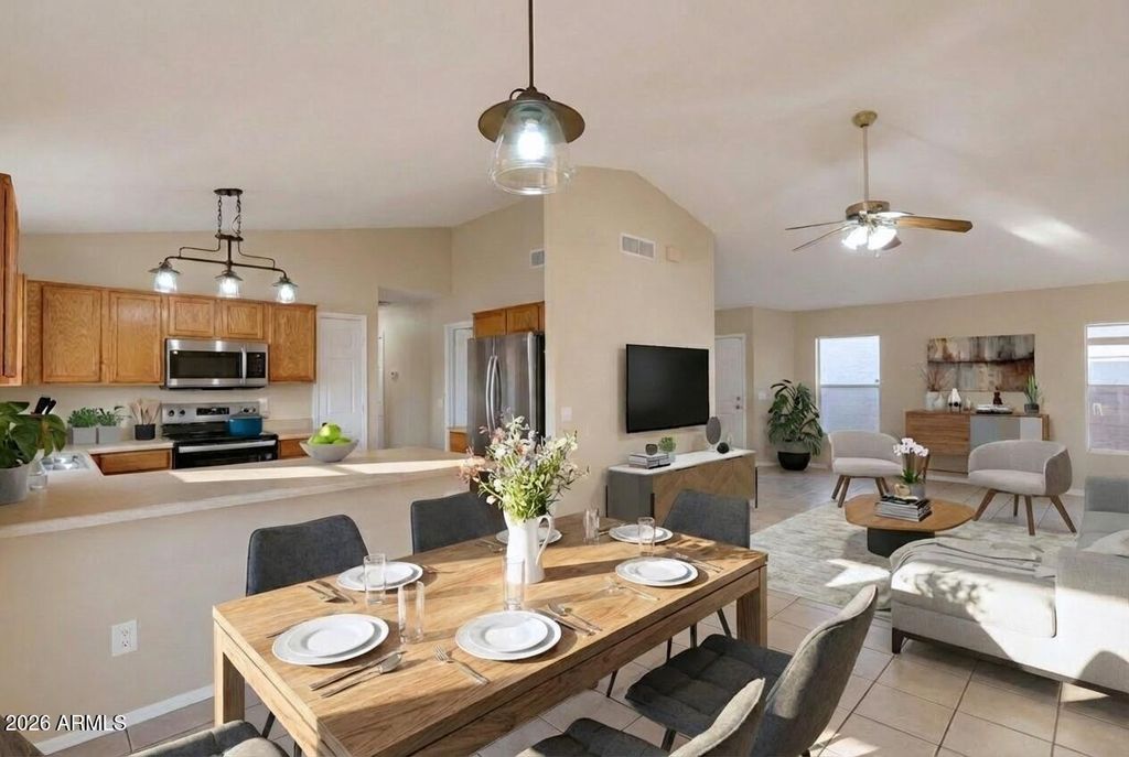 Image 3 of property listing at 20422 N 30TH Place, Phoenix, AZ 85050