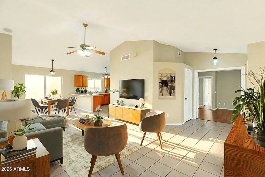 Image 7 of property listing at 20422 N 30TH Place, Phoenix, AZ 85050