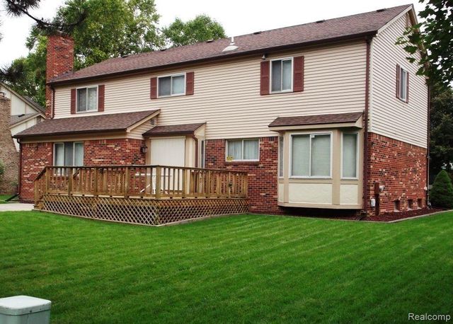 720 SHELLEY Drive, Rochester Hills, MI 48307