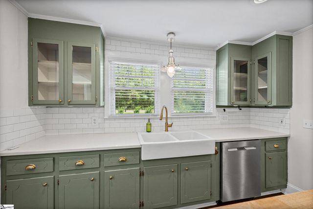 4405 Old Buncombe Road, Greenville, SC 29617