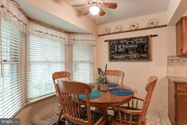 19 SHYBROOK CT, Elizabethtown, PA 17022