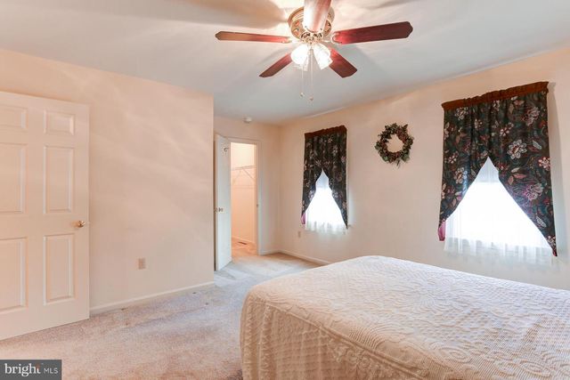 19 SHYBROOK CT, Elizabethtown, PA 17022