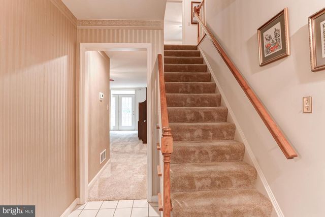 19 SHYBROOK CT, Elizabethtown, PA 17022